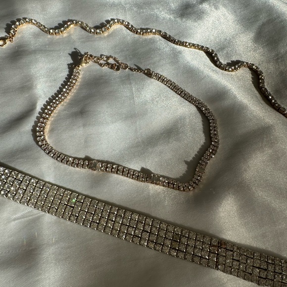Faux Diamond Necklace - Picture 3 of 4